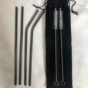 NEW. 6 Piece Metal Straw Pack With Cleaners